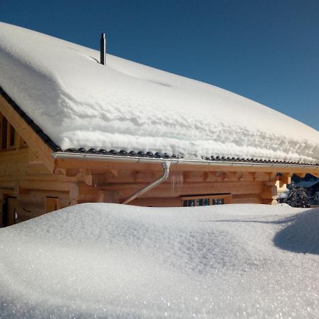Ferienhaus Chalet-Етал Екстериор снимка